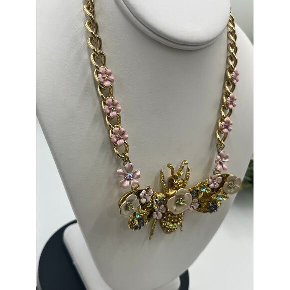 Betsey Johnson Vintage Enchanted Floral Garden Beetle Queen Bee Moth Necklace - Picture 10 of 13
